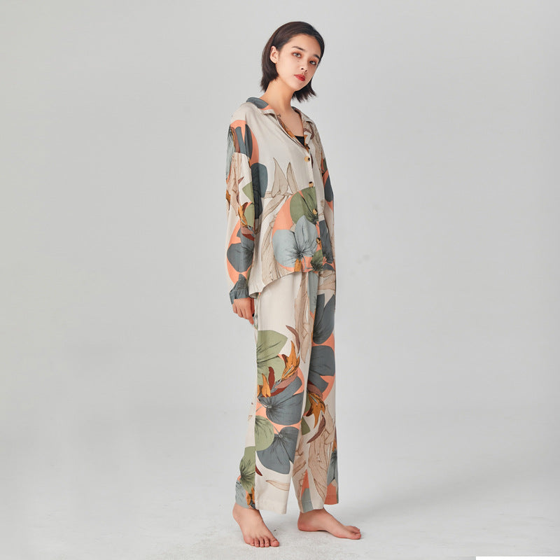 Ladies V-neck Casual Short Sleeve Shorts Set