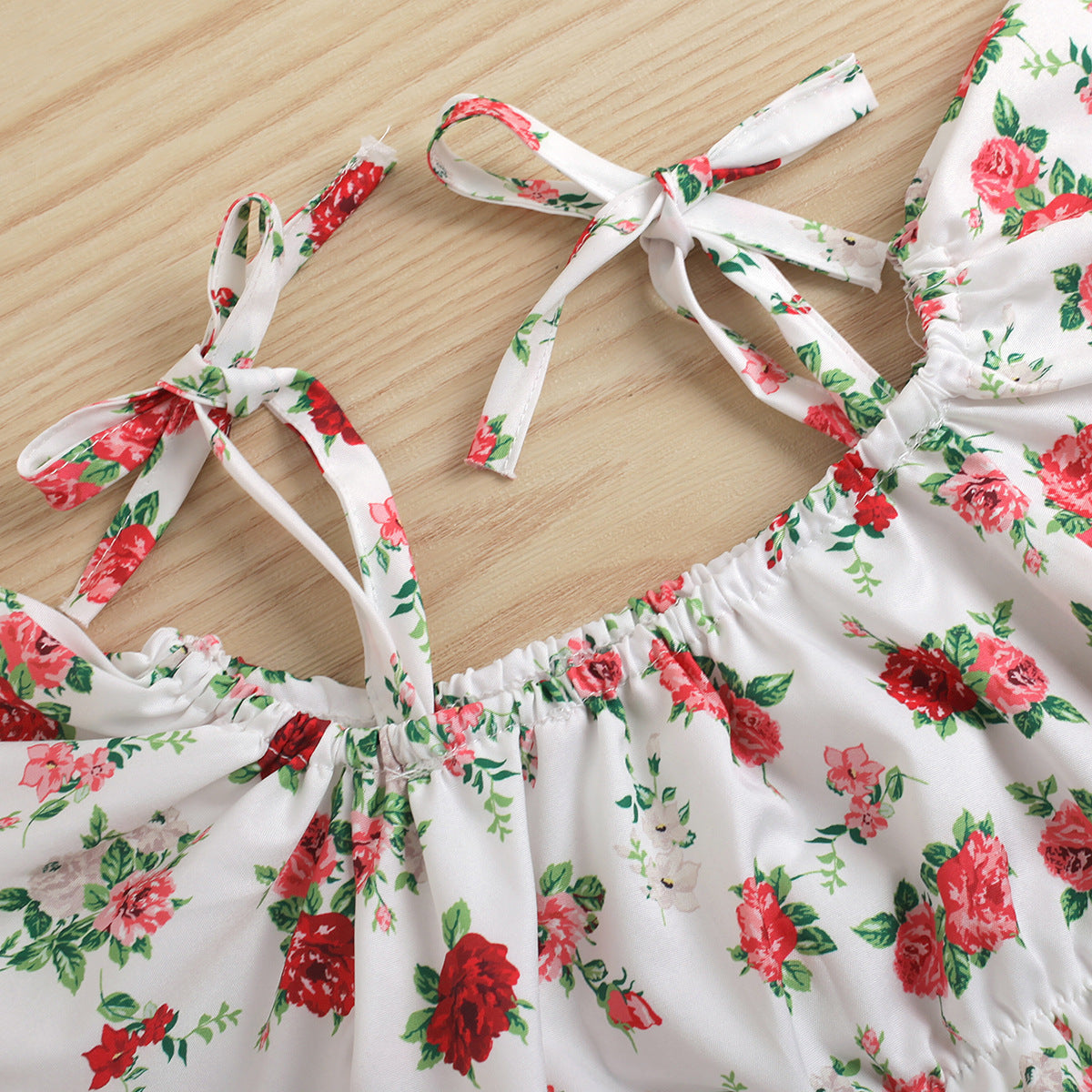 White Printed Rose Flower Off Shoulder Short Top White Fashion Shorts With Belt