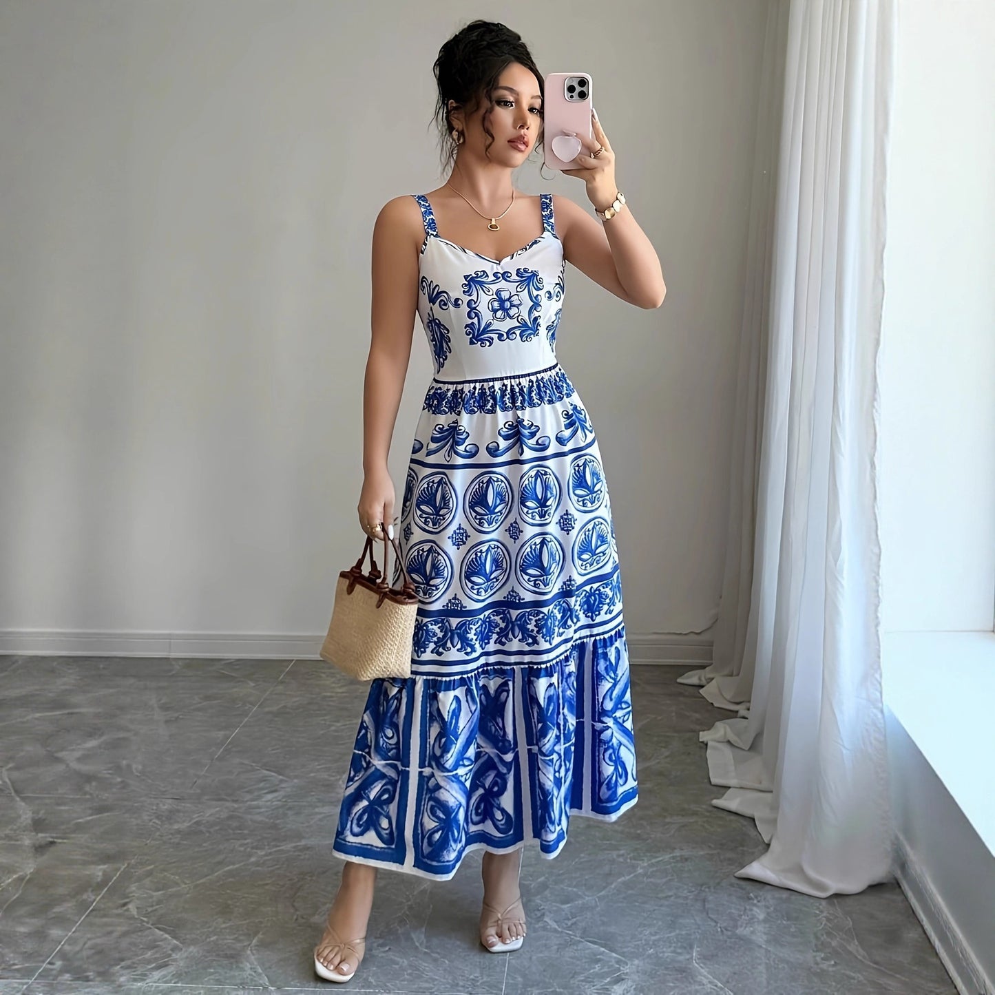 Women's Summer New Waist-slimming Design Floral Strap Dress Elegant Vacation Style