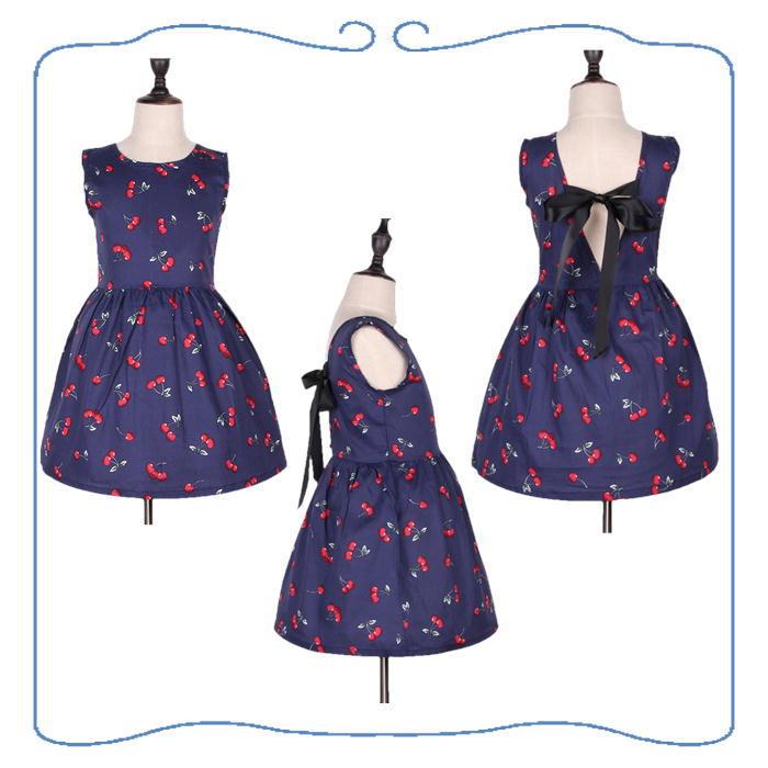 Sleeveless children's skirt