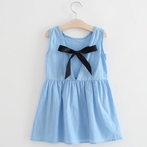 Sleeveless children's skirt