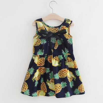 Sleeveless children's skirt