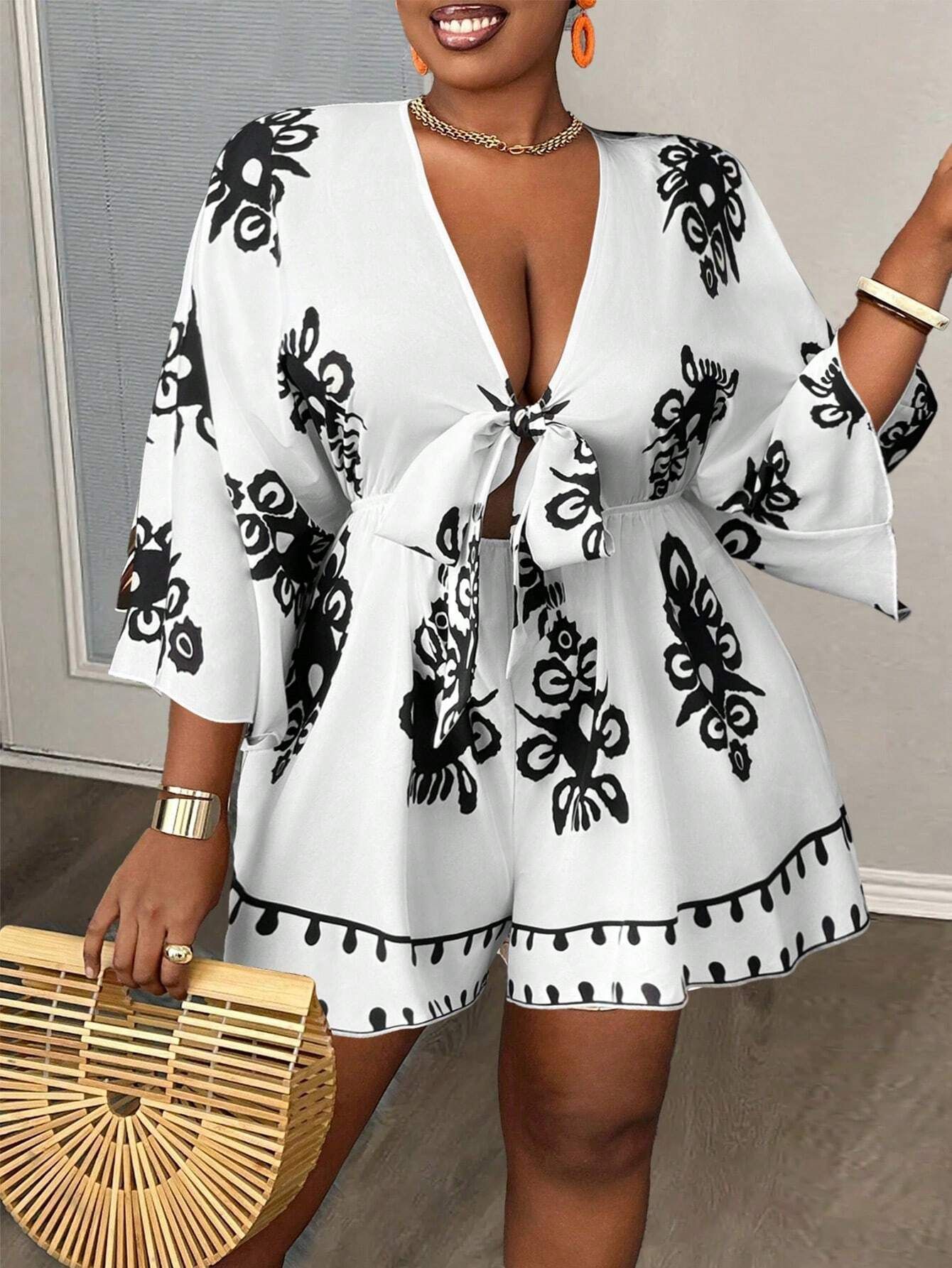 European And American Fashion Casual Bell Sleeve Women's V-neck Printed Clothes