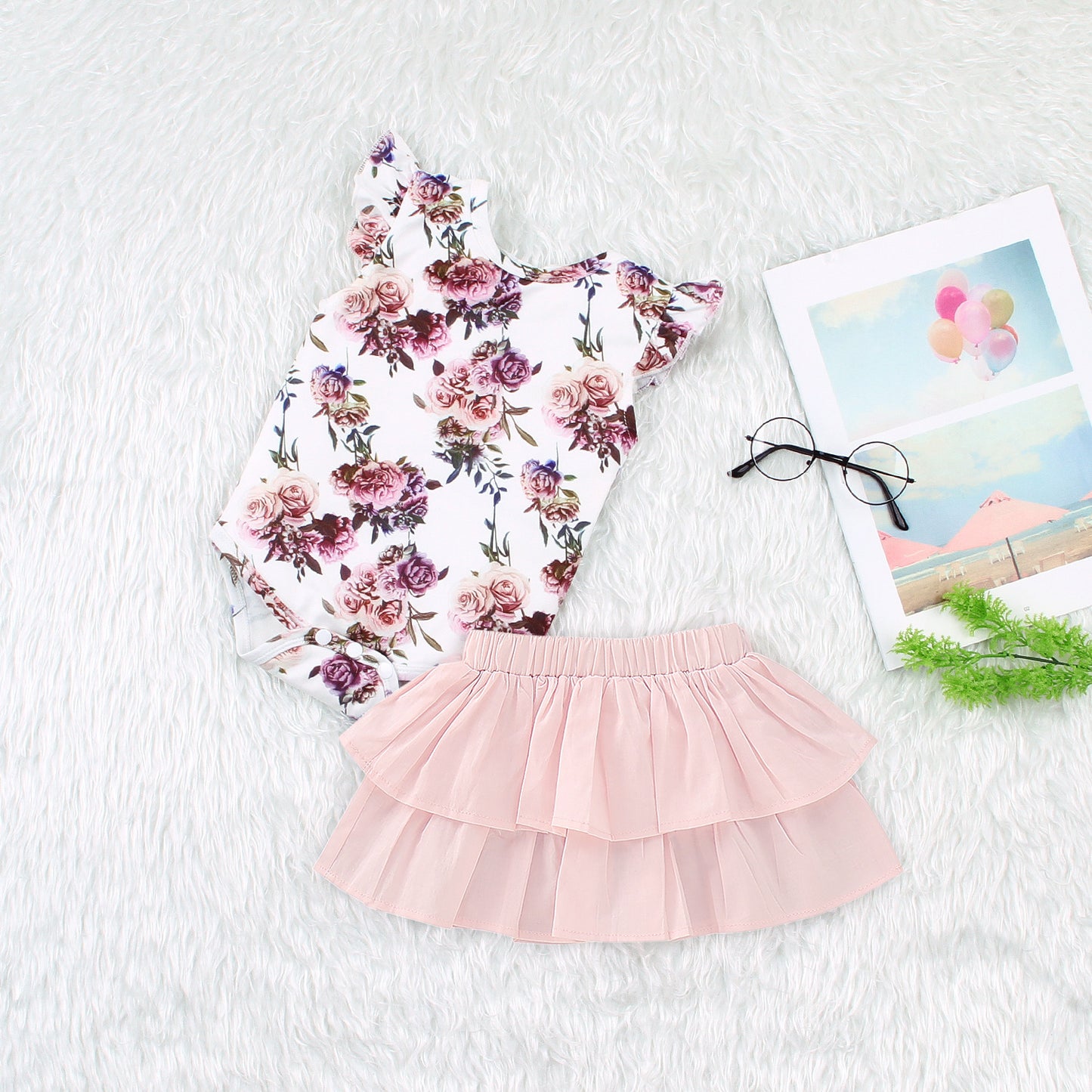 Girls Flying Sleeve Print Short Sleeve Suit