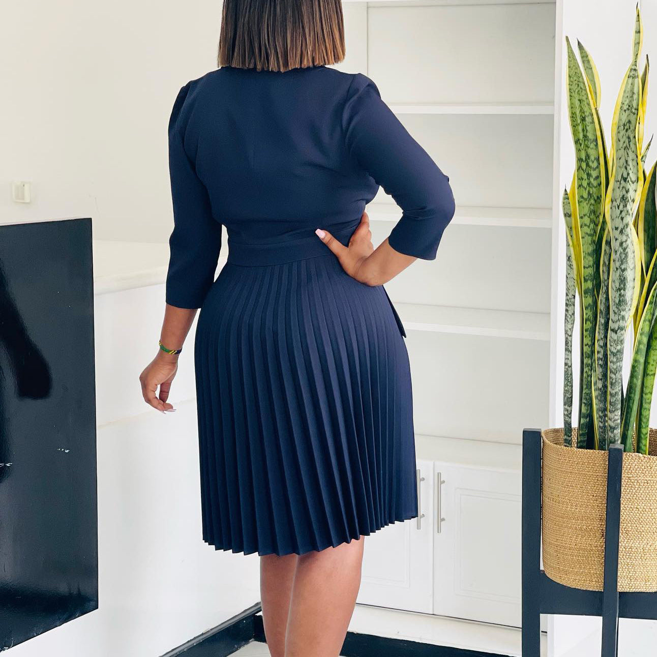 New Fashion Elegant Suit Collar Solid Color Pleated Dress