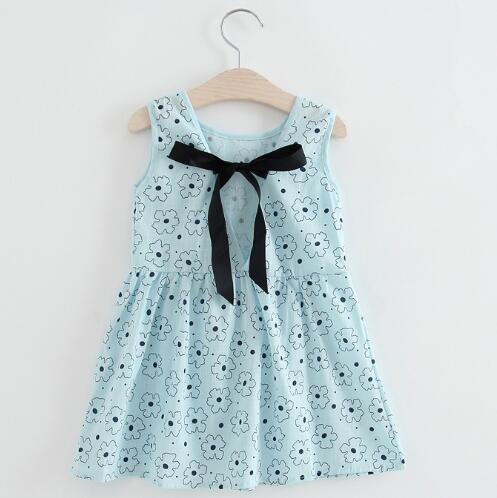 Sleeveless children's skirt