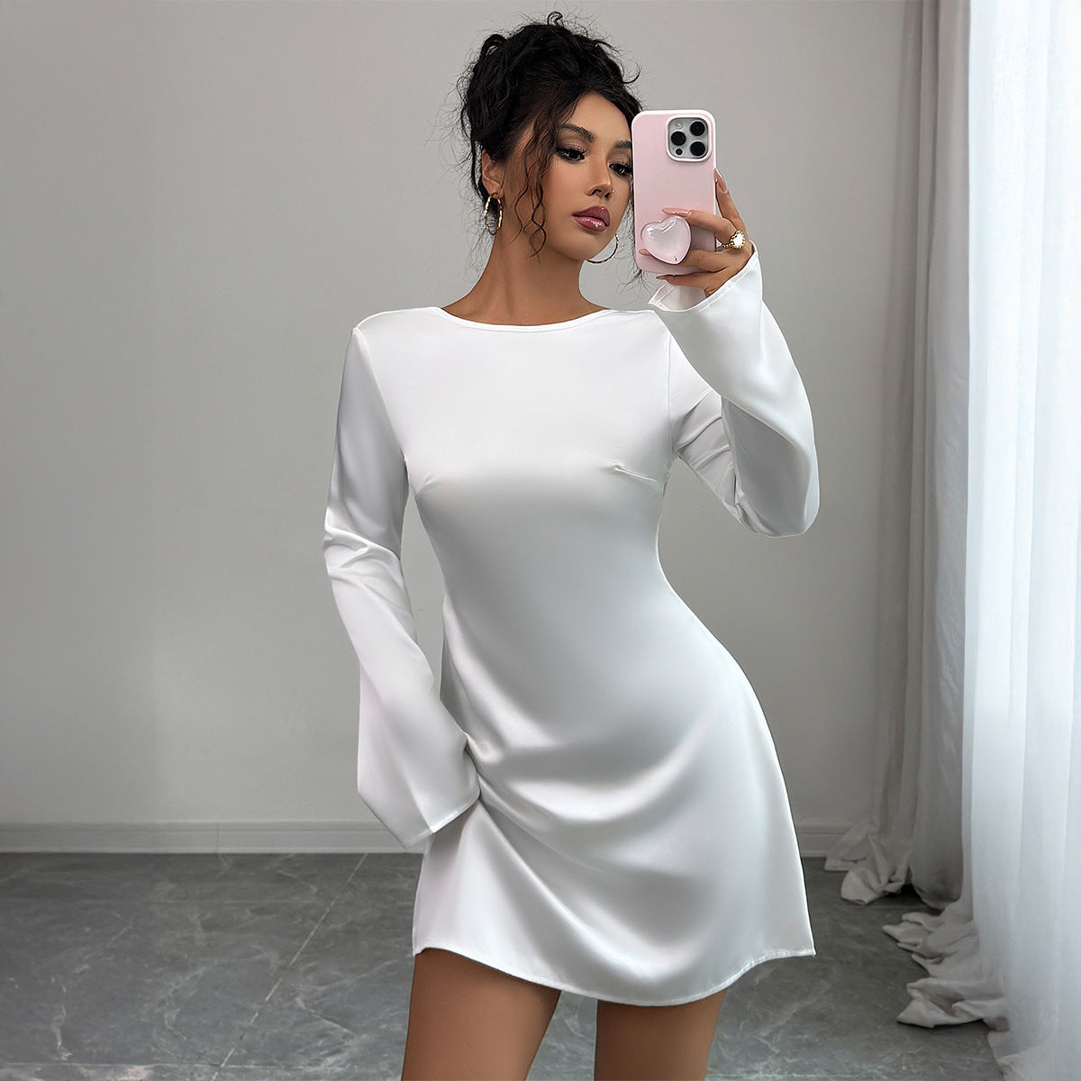 Women's European And American Backless Long-sleeved Dress