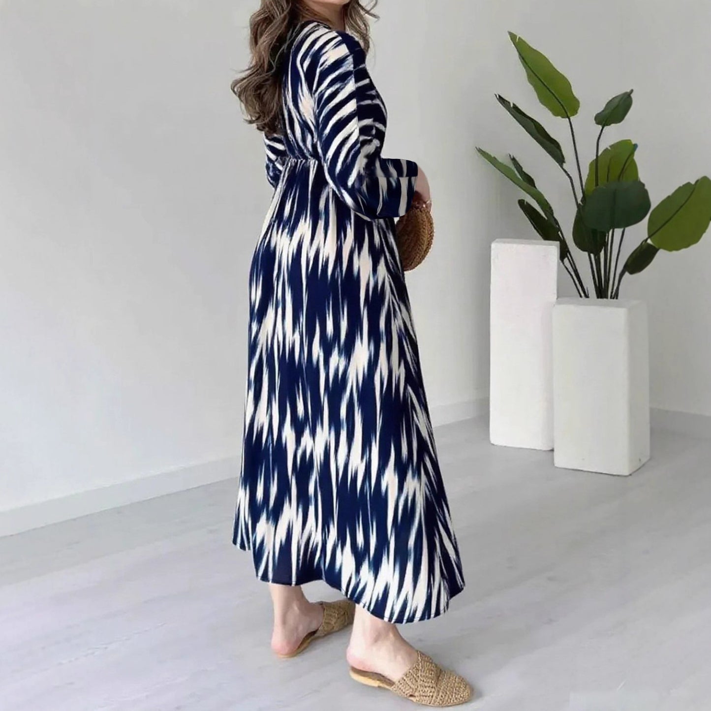 New Printed V-neck Slit Loose Long Sleeve Dress