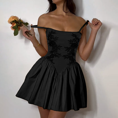 Fashionable Elegant Lace Features Suspenders Puff Dress Women