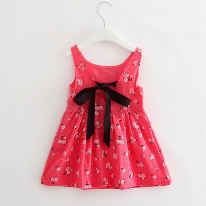 Sleeveless children's skirt
