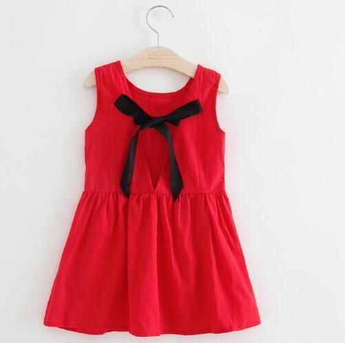 Sleeveless children's skirt