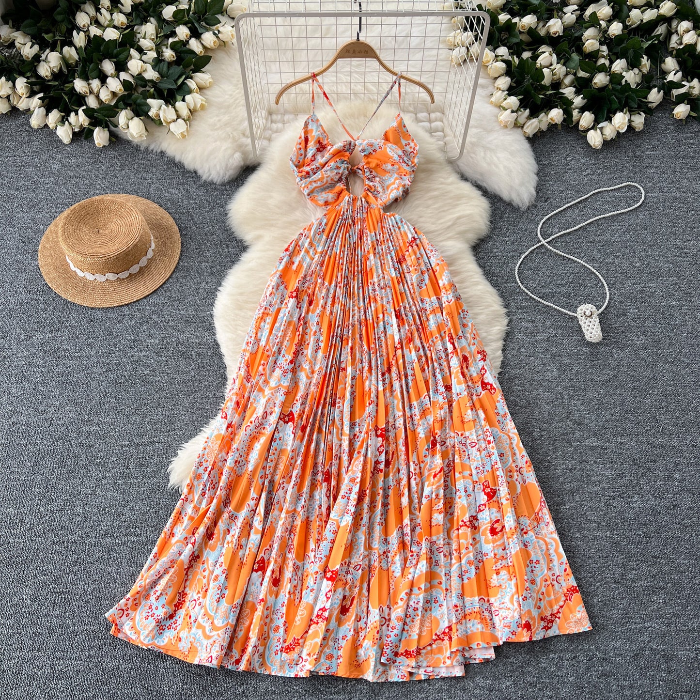 Women's Hollow-out Halter Sling High Waist Slimming Printed Pleated Dress