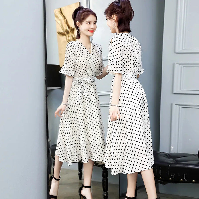 Waist-tight Slimming V-neckline Lace-up Fairy Skirt