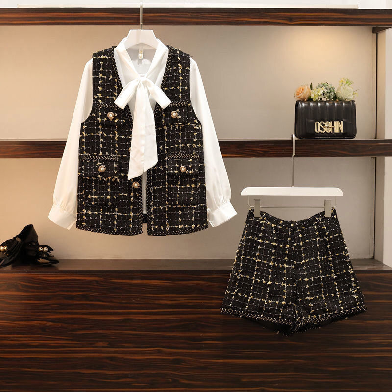 Autumn And Winter New Fat Sister Western Style Is Thin And Small Fragrance Vest Shirt Shorts Three-piece Suit