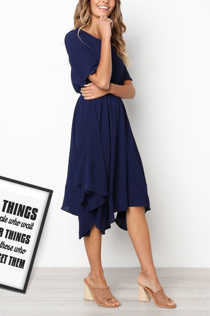 An Irregular Waist Short-sleeved Dress