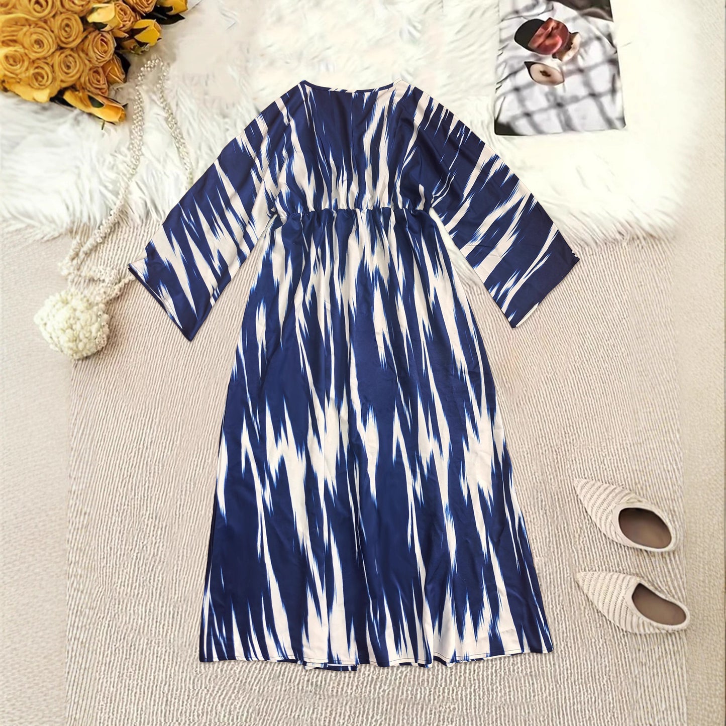 New Printed V-neck Slit Loose Long Sleeve Dress