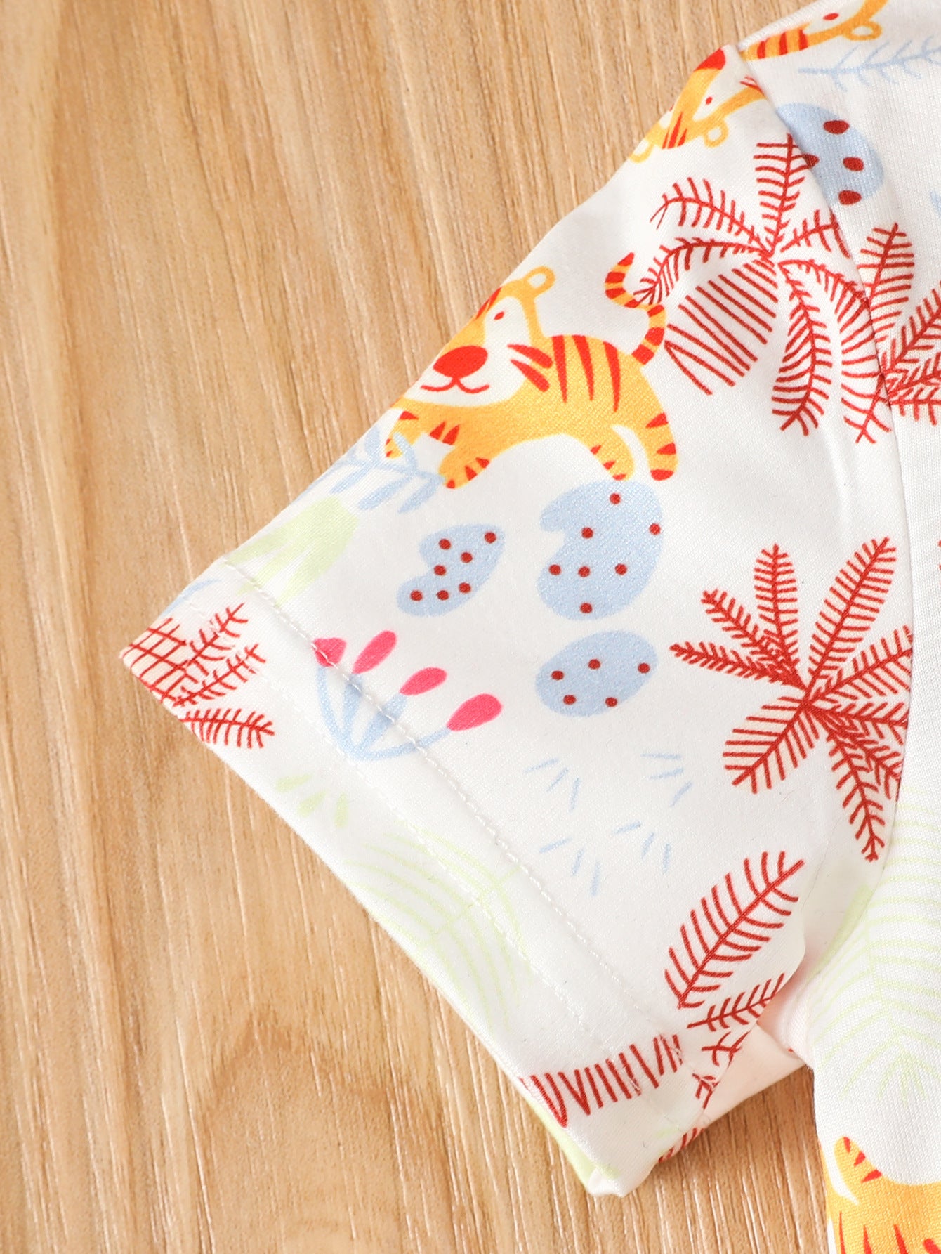 Girls Alphabet Print Short Sleeve Shorts Set