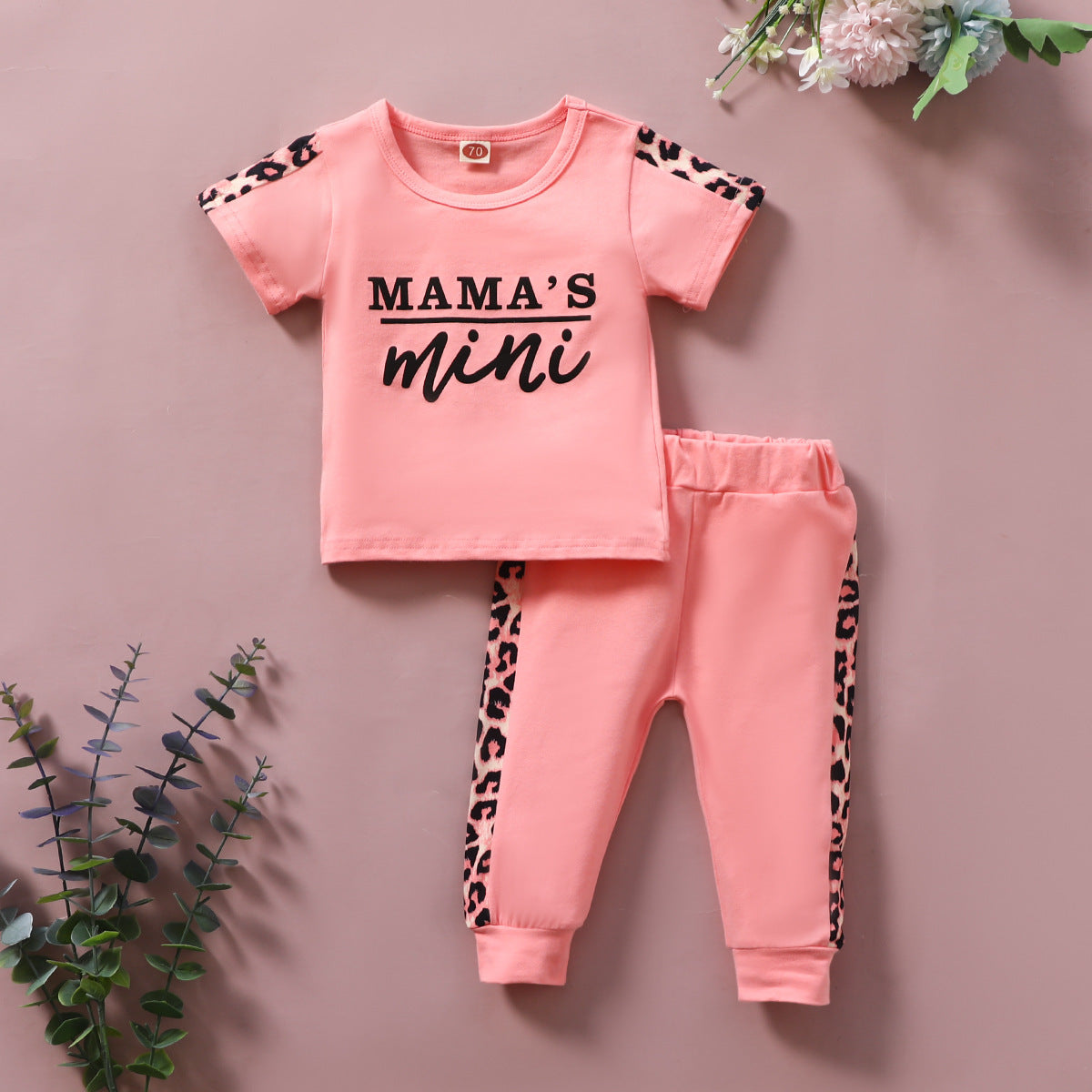 Baby Girl Alphabet Print Short-sleeved Trousers Suit