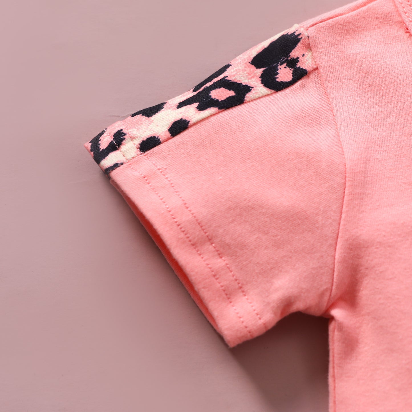 Baby Girl Alphabet Print Short-sleeved Trousers Suit