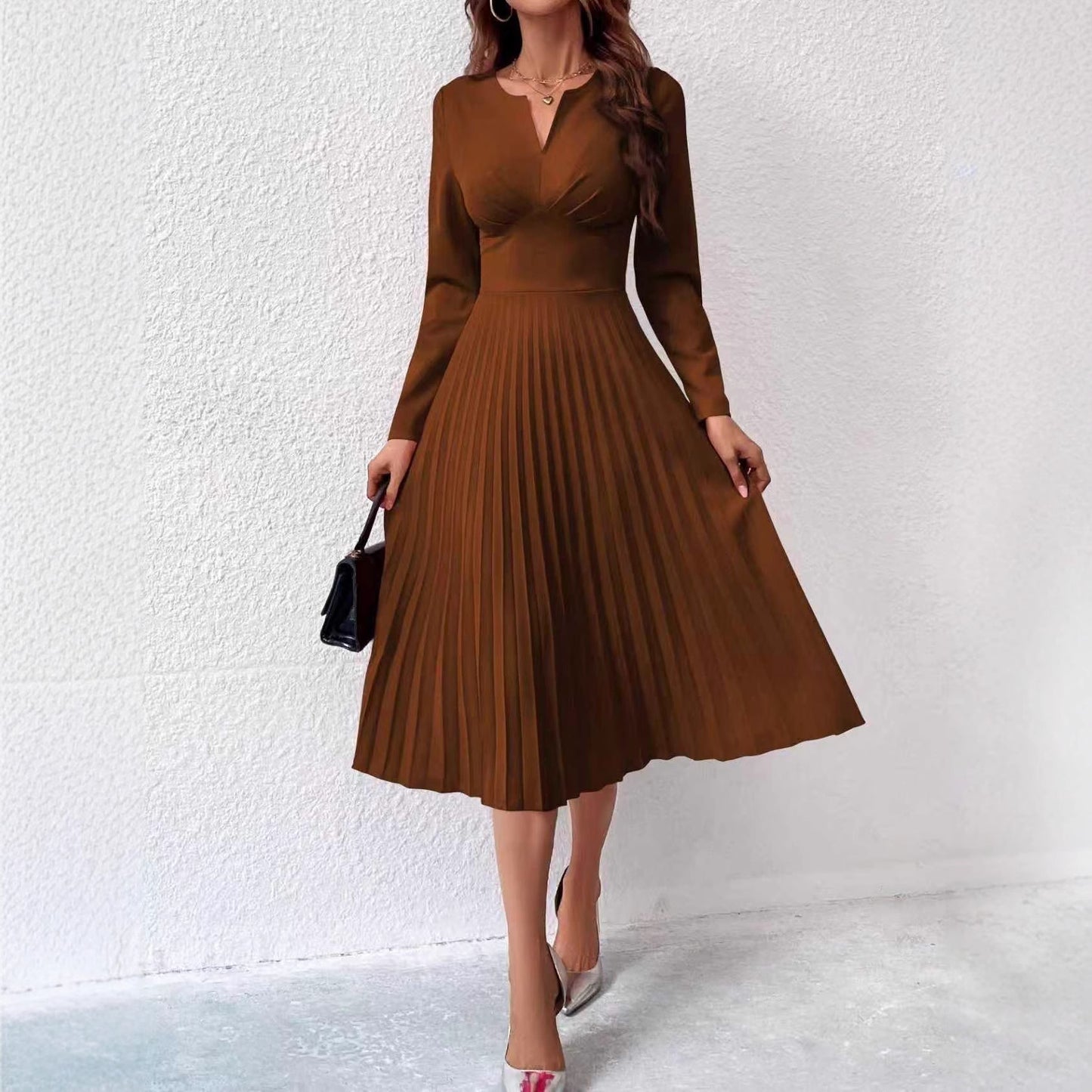 Fashionable Elegant, Solid-color Pleated Waist-cinching Slim Dress