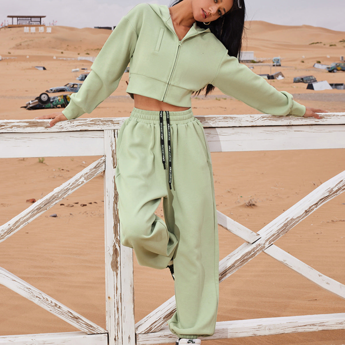 Women's Long-sleeved Fleese Suit Two-piece Set